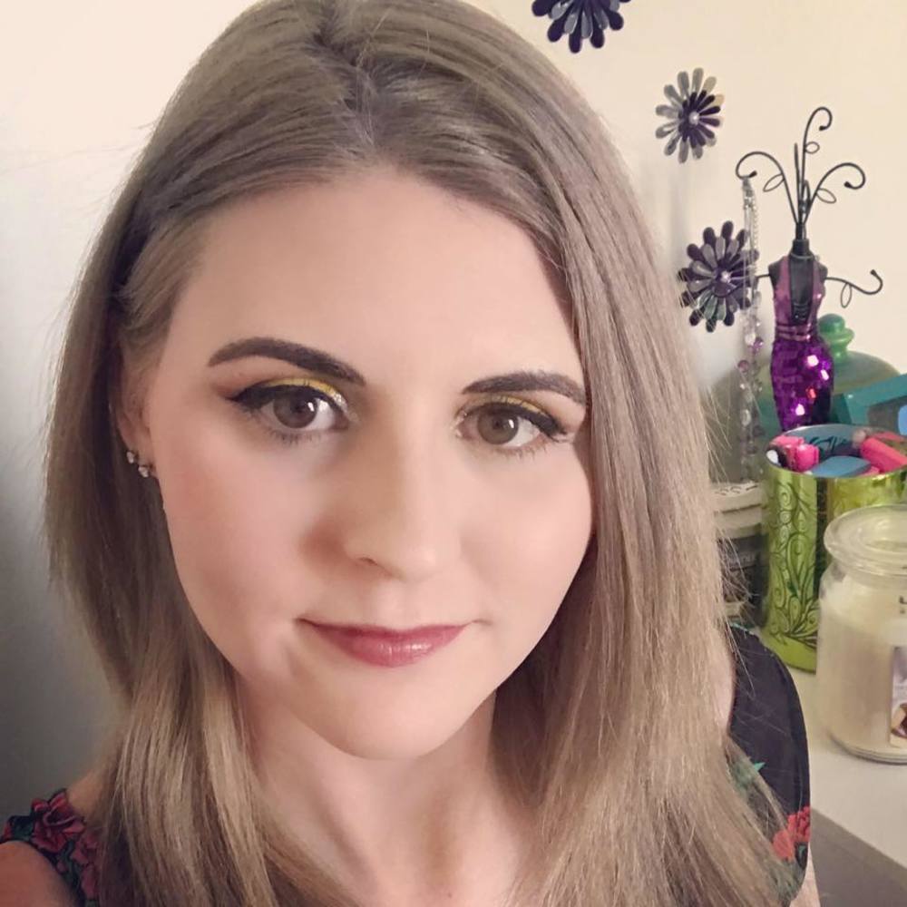 Meet your Posher, Christina